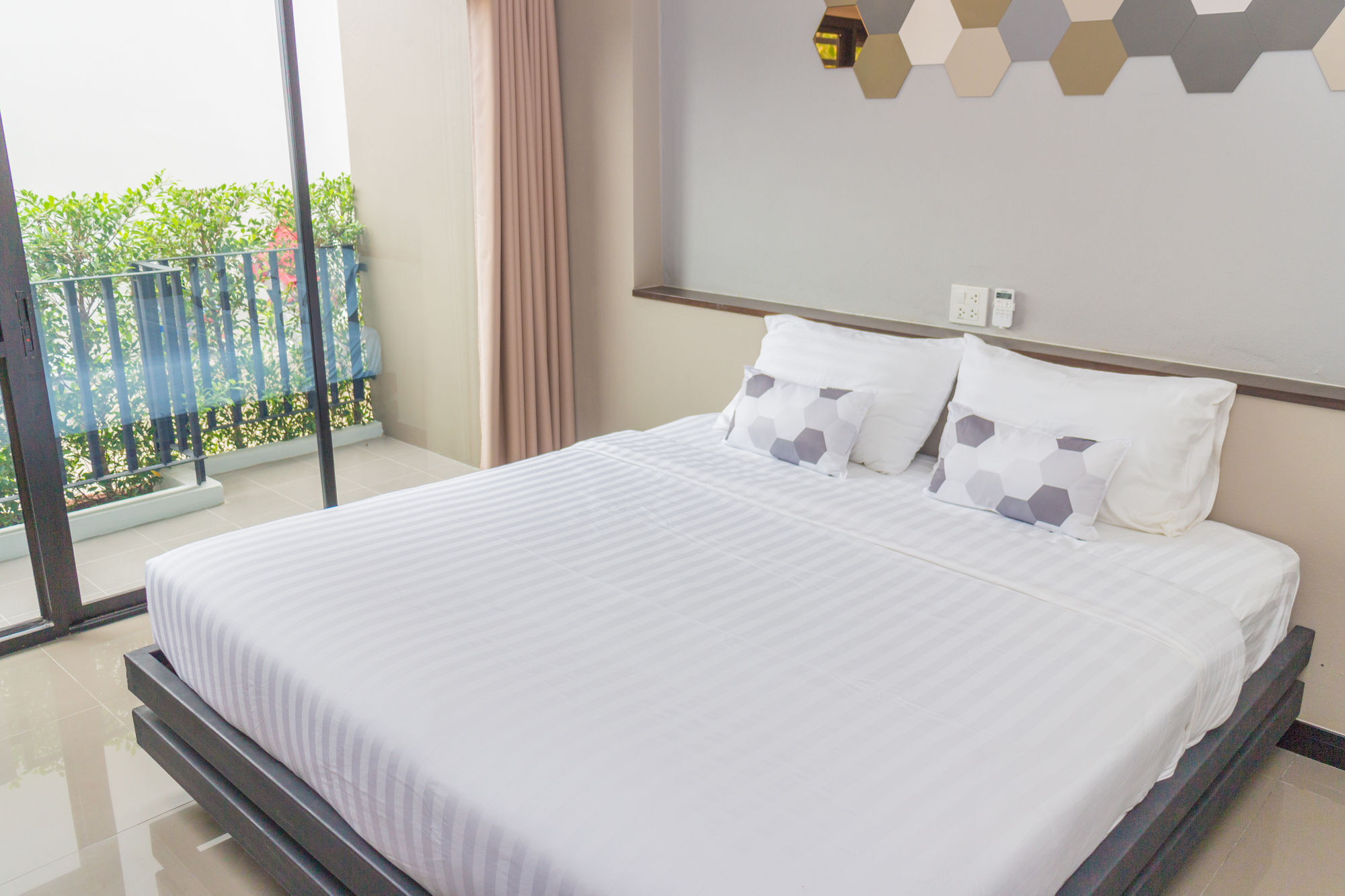 פאיאו M2 Hotel מראה חיצוני תמונה